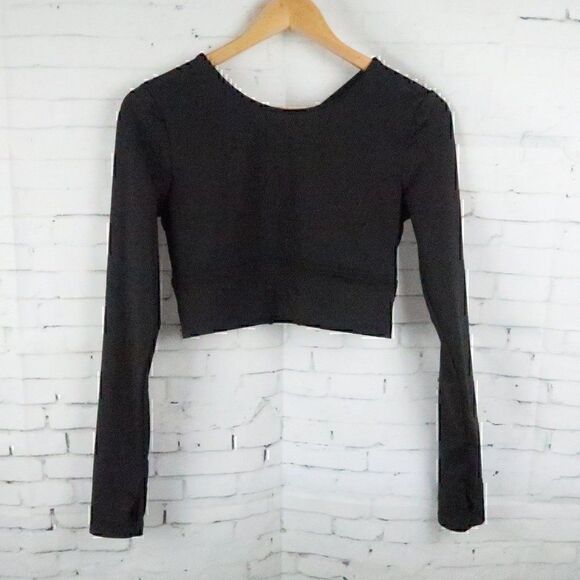 SHEIN BLACK LONG SLEEVE WITH THUMB HOLES CROPPED TOP WITH CRIS CROSS BACK SIZE M - Picture 1 of 6